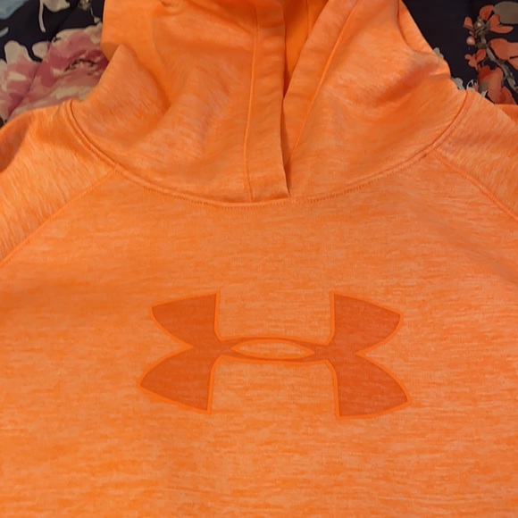 Peach Under Armour Sweatshirt - Picture 2 of 4